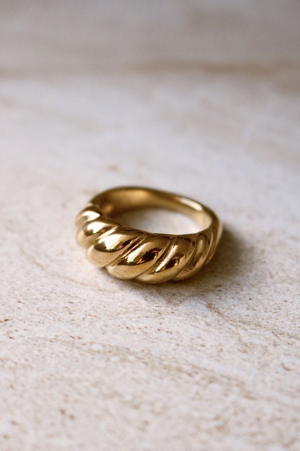 Alicia Ring