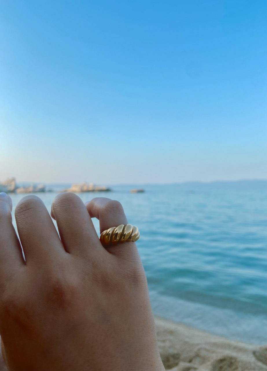 Alicia Ring