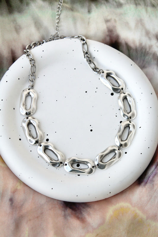 Mia Choker